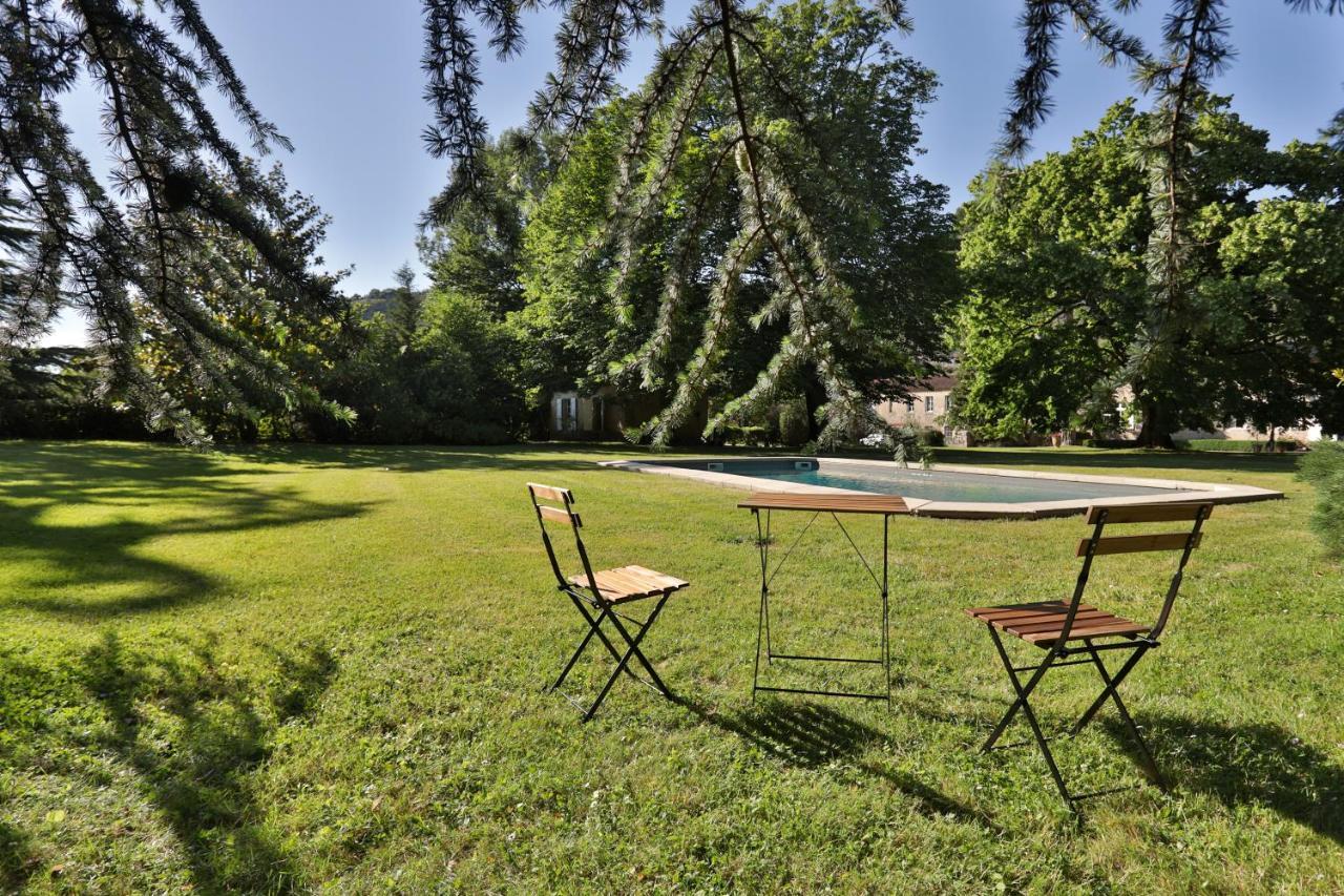La Chapelle Aux Acacias Guest house *