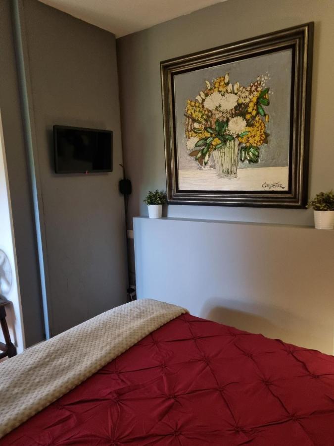 Guest house La Chapelle Aux Acacias Caucalieres
